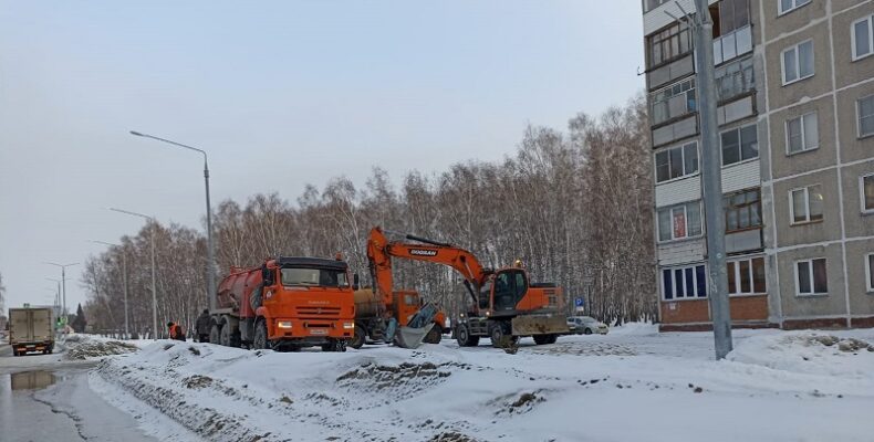Специалисты КБУ Бердска оперативно восстанавливают водоснабжение после аварии