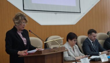О результатах работы в 2023 году отчиталась главврач ЦГБ Бердска на сессии горсовета